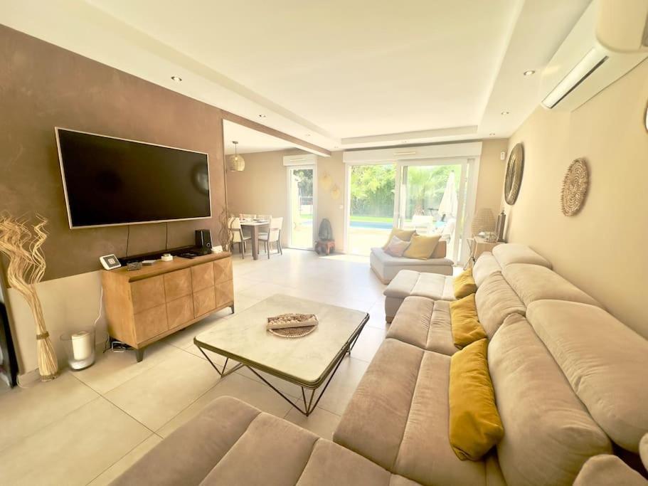 Villa Avec Piscine Privee A - Cote D'azur Antibes